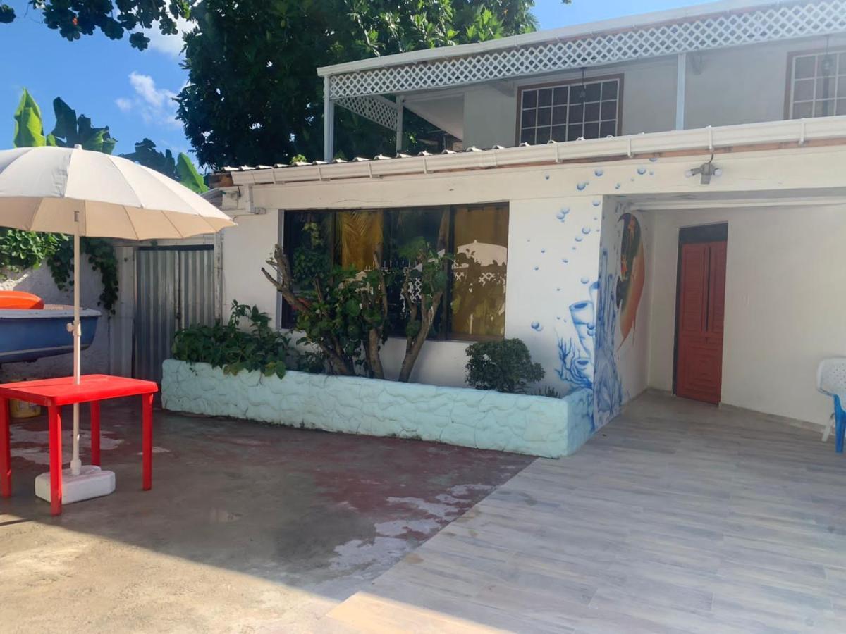 Joebi'S House Walking Distance To Rocky Cay Beach Ideal For Families Or Groups Buenavista  Buitenkant foto